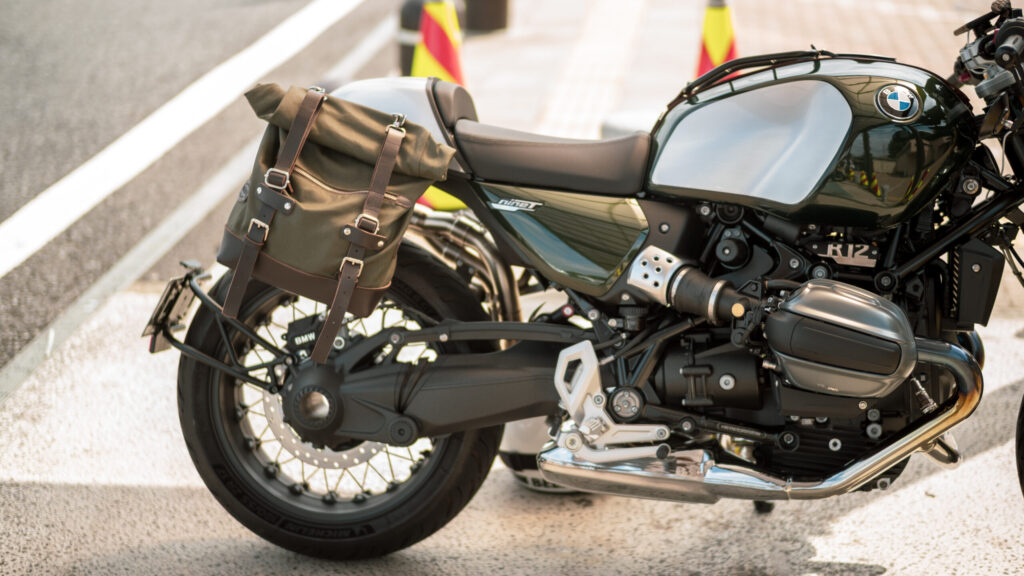 L1005737-1024x576 BMW R12 NineT納車した話
